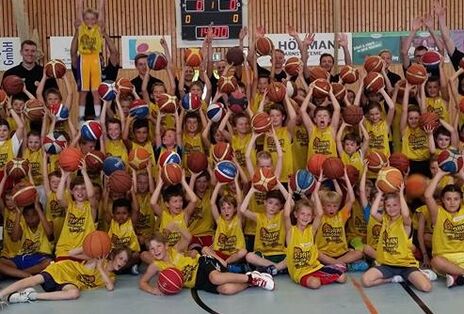 U8 mixed
